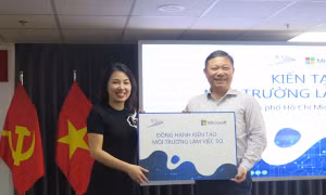 Microsoft tặng phần mềm cho các cơ quan báo chí TP Hồ Chí Minh