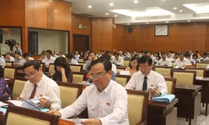 Chủ tịch HĐND TP Hồ Chí Minh: Vẫn còn tình trạng nhũng nhiễu, vòi vĩnh doanh nghiệp