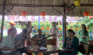 Gỡ điểm nghẽn đón khách quốc tế - Bài cuối: Đổi mới để tăng doanh thu