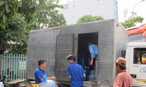 Việc làm Tết lương cao gấp 3-5 lần vẫn thiếu người làm
