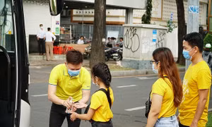 Du lịch TP Hồ Chí Minh 'ấm' dần trở lại sau dịch COVID-19