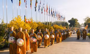 Vesak 2025 lan tỏa tuệ giác Phật giáo vì hòa bình và phát triển bền vững