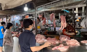 Giá thịt lợn không ngừng tăng cao tại các tỉnh phía Nam 