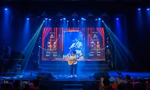 Đại hội Fingerstyle guitar Việt Nam thu hút nhiều bạn trẻ