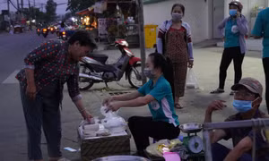 Đời sống công nhân dịp cuối năm - Bài 3: Xoay xở tìm việc cuối năm