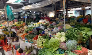 TP Hồ Chí Minh: Triển khai nhiều chương trình bình ổn, không để hàng hóa tăng giá theo lương