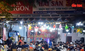 TP Hồ Chí Minh cho phép hoạt động trở lại một số dịch vụ, trừ vũ trường, quán bar, karaoke