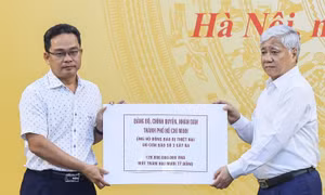 Người dân, chính quyền TP Hồ Chí Minh cùng hướng về miền Bắc sau bão số 3