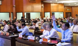 HĐND TP Hồ Chí Minh thông qua 22 tờ trình về kinh tế, xã hội, văn hóa