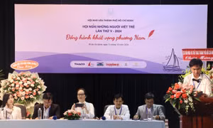 Văn chương cần tác phẩm phản ánh hiện thực bề rộng lẫn chiều sâu