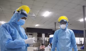 TP Hồ Chí Minh chuẩn bị kế hoạch phòng, chống dịch và phục hồi kinh tế sau ngày 15/9