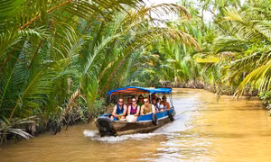 Giá vé máy bay, phòng nghỉ ‘chạm đáy’ để hút khách trong mùa dịch COVID-19