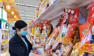 Thị trường giỏ quà Tết 2025: Ưu tiên giá rẻ và tốt cho sức khoẻ