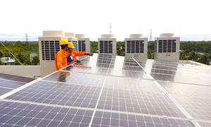 TP Hồ Chí Minh: Tạo thuận lợi cho người dân phát triển điện mặt trời mái nhà tự sản, tự tiêu