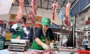 Không để lợi dụng biến động thị trường để tăng giá, găm hàng trục lợi