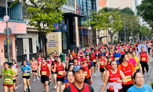 TP Hồ Chí Minh: 15.000 VĐV chạy với thông điệp 'Bước chạy vì một Việt Nam vượt trội'