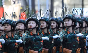 Ngắm các "bóng hồng" trong lễ diễu binh kỷ niệm 50 năm Ngày Giải phóng miền Nam, thống nhất đất nước