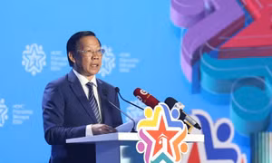 TP Hồ Chí Minh cấp thiết phải chuyển đổi sang công nghiệp cao, có giá trị gia tăng lớn
