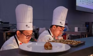 Đầu bếp Việt lần đầu vào top 8 thế giới tại Global Chefs Challenge 2026
