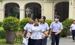 TP Hồ Chí Minh: Đề Toán lớp 10 vừa sức, thí sinh tự tin đạt điểm khá trở lên