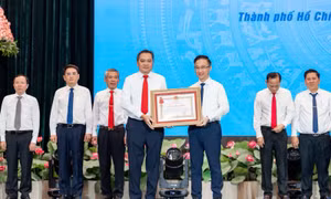 TP Hồ Chí Minh phát động thi đua yêu nước, hướng tới mục tiêu tăng trưởng hai con số