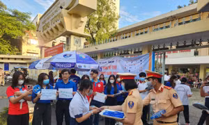 Kỳ thi tốt nghiệp THPT 2023: Giao thông TP Hồ Chí Minh thông thoáng trong buổi thi đầu tiên 