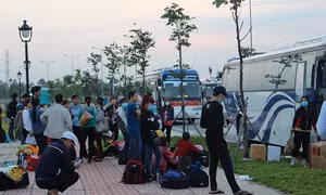 Trao 6.000 vé xe Tết cho công nhân có hoàn cảnh khó khăn