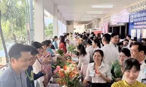 Sôi nổi các hoạt động tôn vinh phụ nữ nhân ngày Phụ nữ Việt Nam 20/10