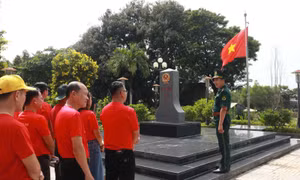 “Dấu ấn vùng biên”: Hành trình ấn tượng tham quan cột mốc biên giới