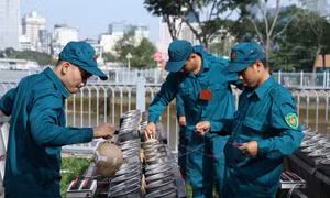 Ngắm trận địa pháo hoa ‘khủng’ trước giờ khai hoả chào Năm mới 2021