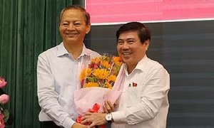 Phó Chủ tịch UBND TP Hồ Chí Minh Lê Văn Khoa được thôi việc theo nguyện vọng