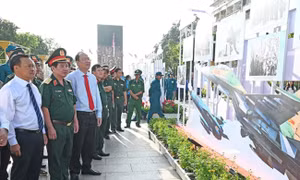 TP Hồ Chí Minh: Khai mạc các triển lãm kỉ niệm 80 năm Ngày thành lập Quân đội nhân dân Việt Nam