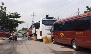 TP Hồ Chí Minh: Lý giải việc gần 300 chuyến xe bỏ Bến xe miền Đông mới