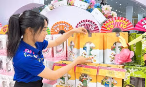 TP Hồ Chí Minh: Giảm giá nhiều mặt hàng quà tặng nhân ngày Phụ nữ Việt Nam 20/10