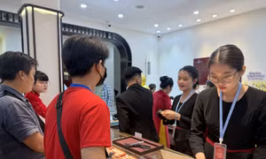 Giá vàng sáng 9/7: Khoảng cách mua - bán giãn rộng, gia tăng rủi ro cho nhà đầu tư