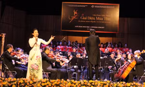 Khai mạc Liên hoan nghệ thuật 'Giai điệu mùa thu'