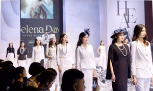 Selena Do trình làng bộ sưu tập Black & White Classic Style 'đẹp mãi với thời gian'