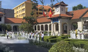 Tưởng nhớ nhà văn Lê Văn Nghĩa nhân một năm ngày mất của ông