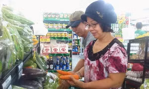 Cư dân chung cư Carina vui mừng đón các hoạt động mua sắm trở lại