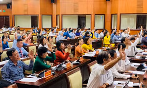 HĐND TP Hồ Chí Minh thông qua 9 tờ trình quan trọng về phát triển kinh tế, xã hội