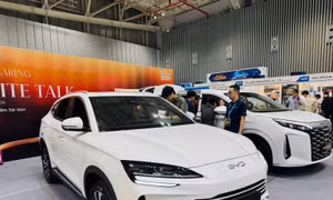 Ngành ô tô Việt Nam tăng tốc chuyển đổi xanh