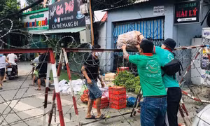 Hàng chục tấn hàng thiết yếu sẻ chia cùng người dân khó khăn tại TP Hồ Chí Minh