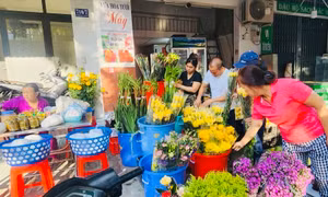 TP Hồ Chí Minh: Một số mặt hàng đồ cúng ngày Rằm tháng Giêng không tăng giá
