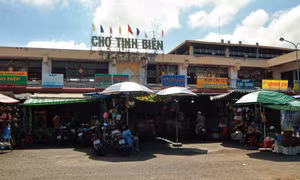 Chợ biên giới Tịnh Biên trầm lắng những tháng cuối năm