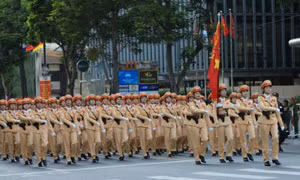 Ngắm các khối chờ đến giờ diễu binh, diễu hành trong Đại lễ 30/4