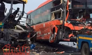 Ấn Độ: Xe tải tông xe khách đi ngược chiều, gần 30 người thương vong 