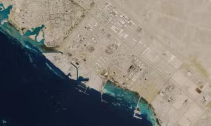 Saudi Arabia chạy tối đa công suất tuyến cung ứng thay thế khi Eo biển Hormuz tắc nghẽn