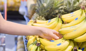 Nguồn cung chuối của Nhật Bản rơi vào khủng khoảng nghiêm trọng nhất 50 năm