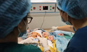 FDA Mỹ rà soát lại an toàn các thuốc điều trị nhiễm trùng đường hô hấp RSV cho trẻ sơ sinh