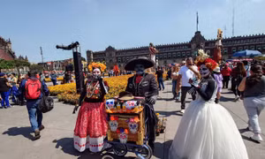 Giữa hai thế giới, chỉ còn lại tình yêu